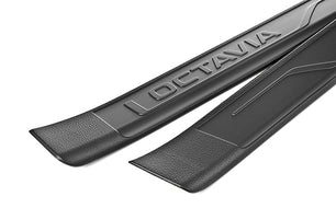 ŠKODA Door Sill Covers - Black (OCTAVIA 3 2013>2020)